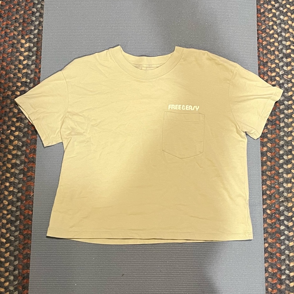 Madewell women’s cropped graphic pocket tee